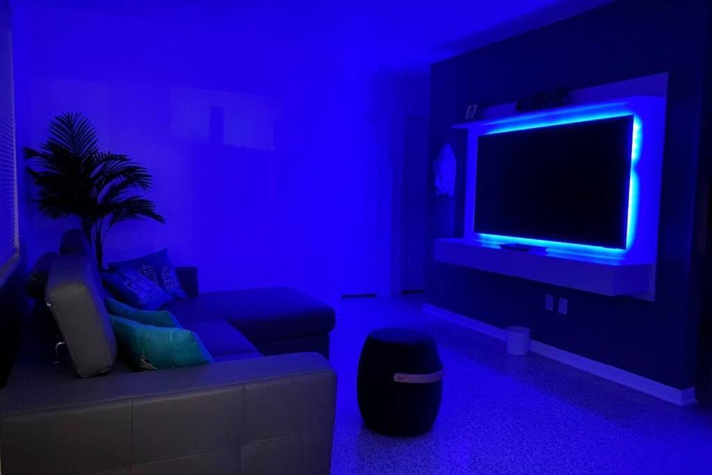 Stayover In Miami Home 2Br - 1Bth - Free Parking Zewnętrze zdjęcie