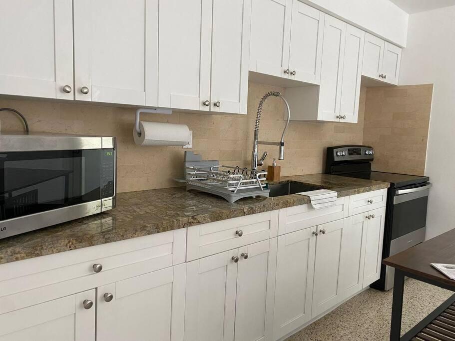 Stayover In Miami Home 2Br - 1Bth - Free Parking Zewnętrze zdjęcie