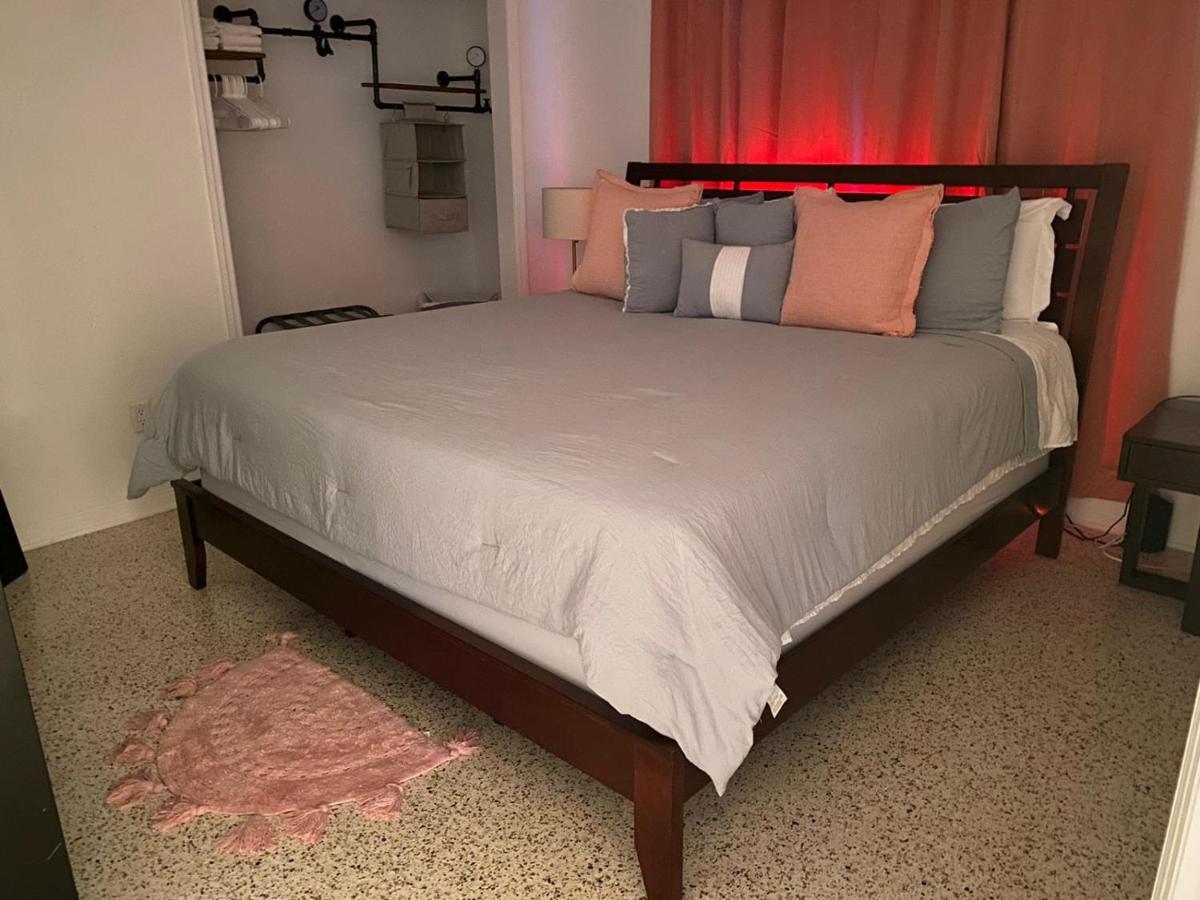 Stayover In Miami Home 2Br - 1Bth - Free Parking Zewnętrze zdjęcie